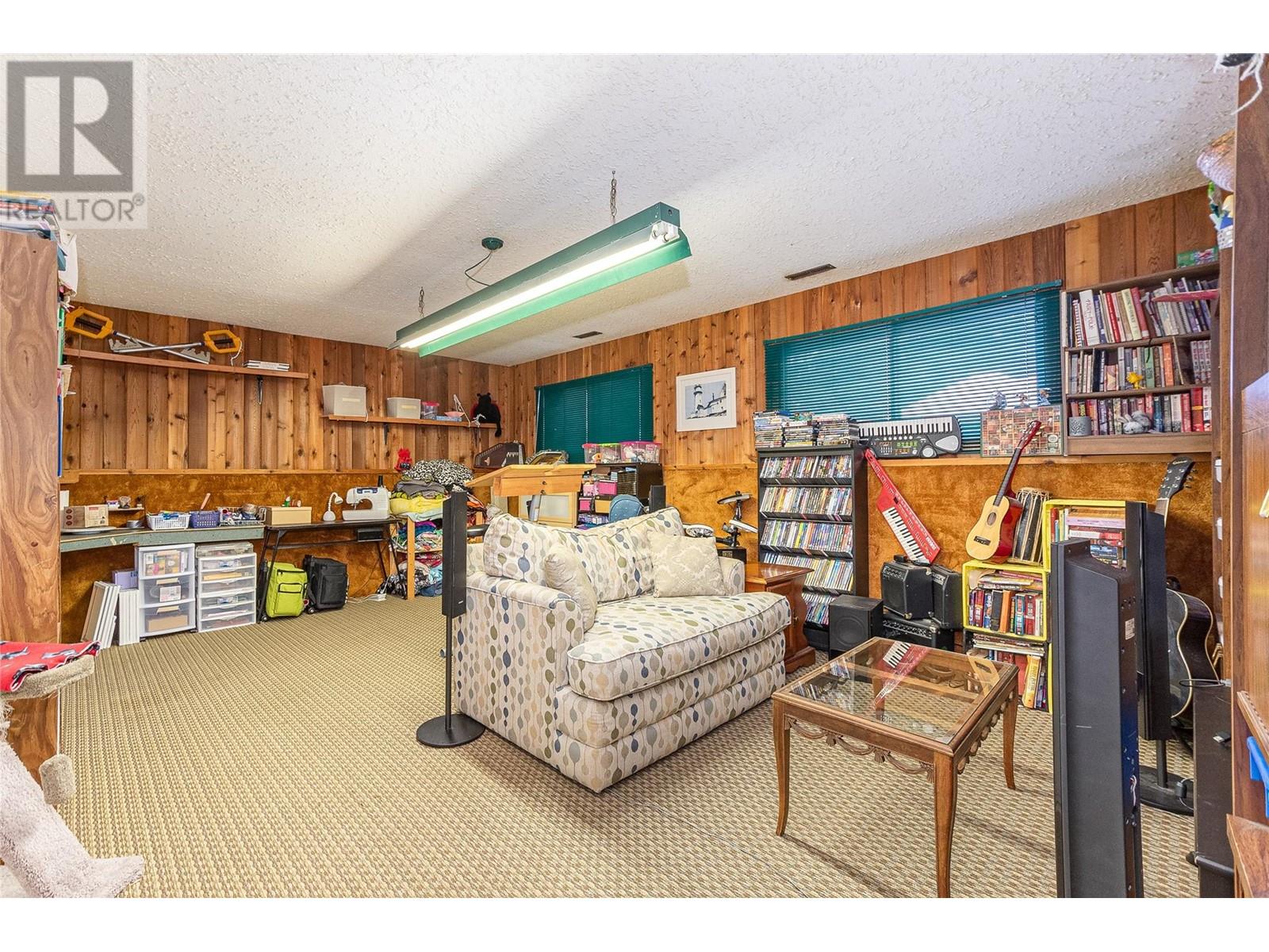 801 26 Street Se, Salmon Arm, British Columbia  V1E 2H6 - Photo 30 - 10346676