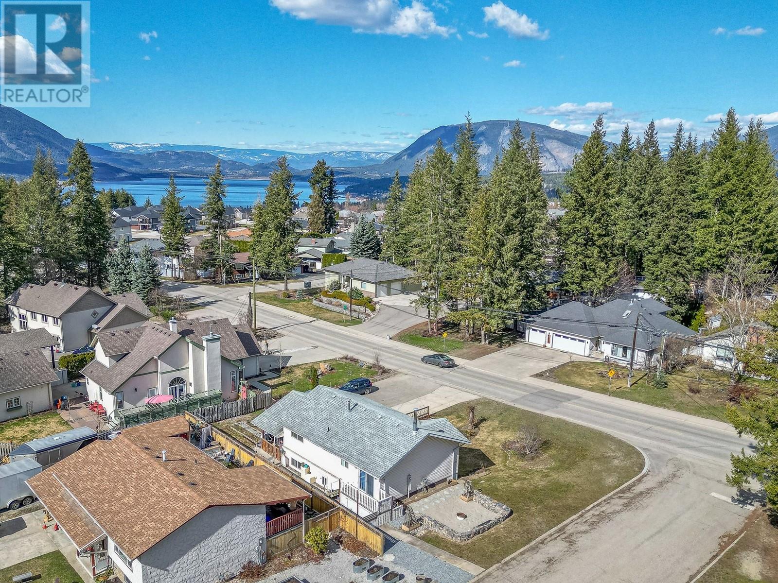 801 26 Street Se, Salmon Arm, British Columbia  V1E 2H6 - Photo 48 - 10346676
