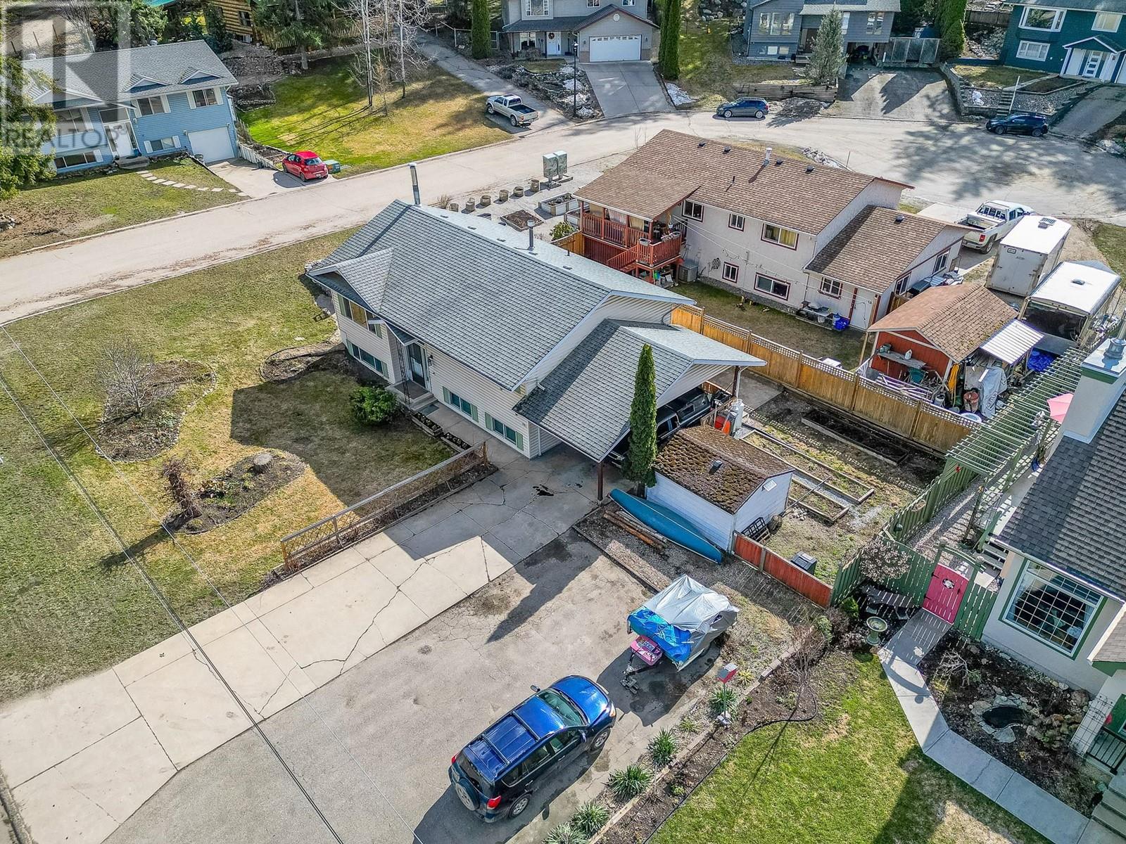 801 26 Street Se, Salmon Arm, British Columbia  V1E 2H6 - Photo 52 - 10346676