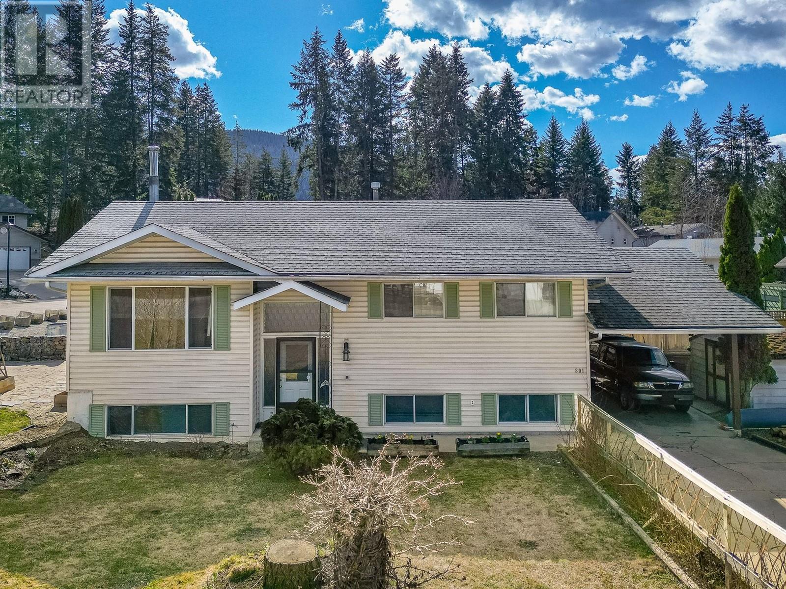 801 26 Street Se, Salmon Arm, British Columbia  V1E 2H6 - Photo 53 - 10346676