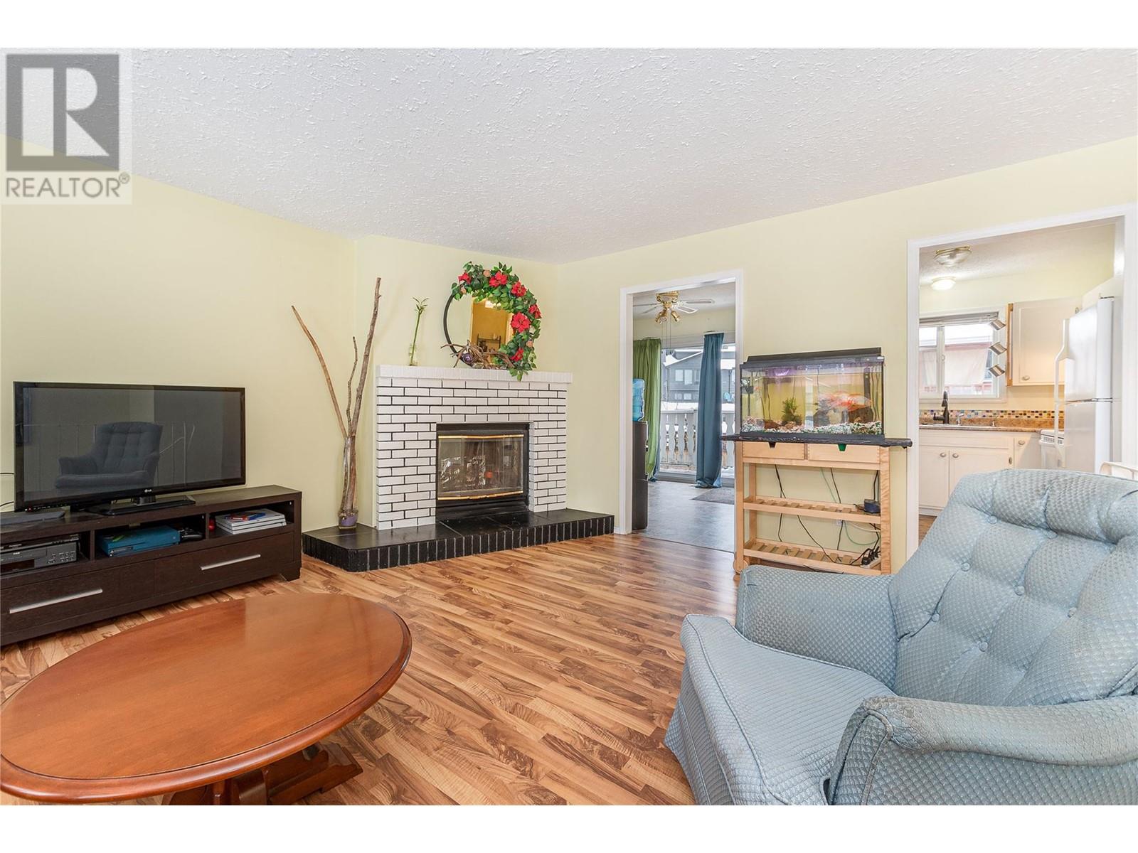 801 26 Street Se, Salmon Arm, British Columbia  V1E 2H6 - Photo 9 - 10346676