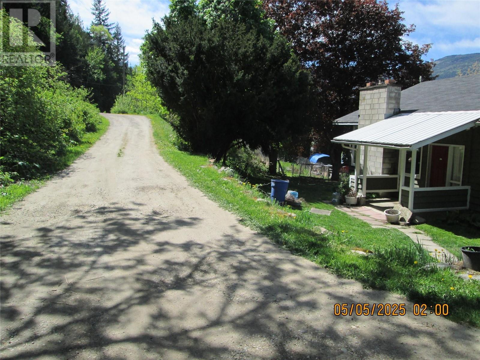 2651 Foothill Road Sw, Salmon Arm, British Columbia  V1E 1L7 - Photo 12 - 10346417