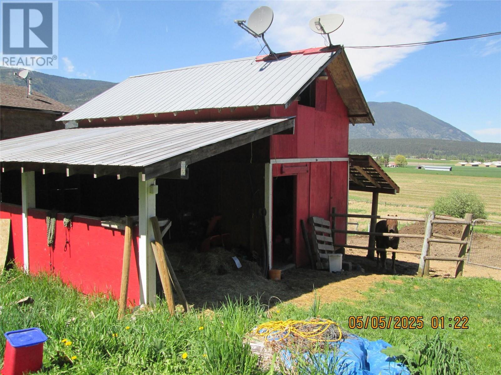 2651 Foothill Road Sw, Salmon Arm, British Columbia  V1E 1L7 - Photo 15 - 10346417