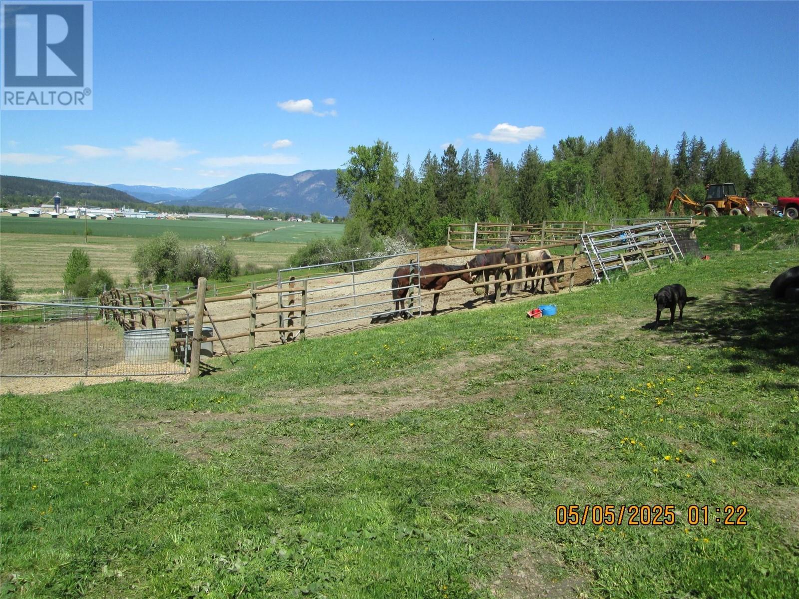 2651 Foothill Road Sw, Salmon Arm, British Columbia  V1E 1L7 - Photo 16 - 10346417