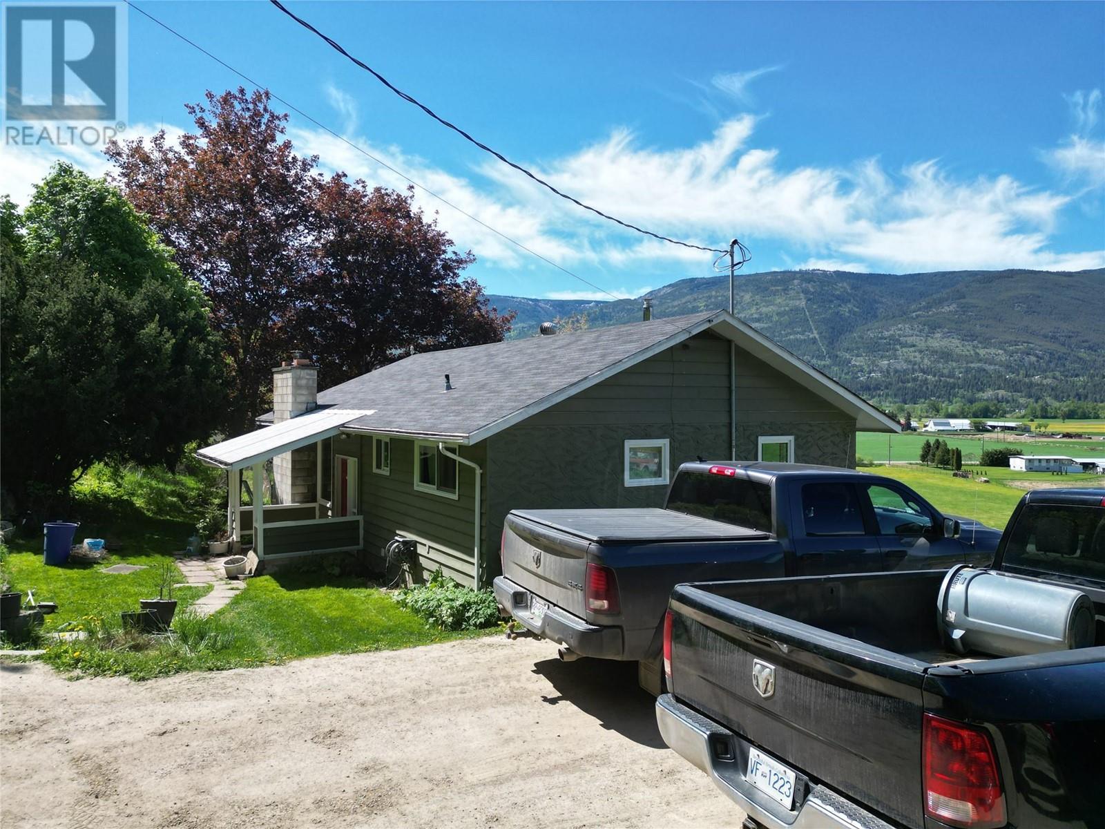 2651 Foothill Road Sw, Salmon Arm, British Columbia  V1E 1L7 - Photo 5 - 10346417
