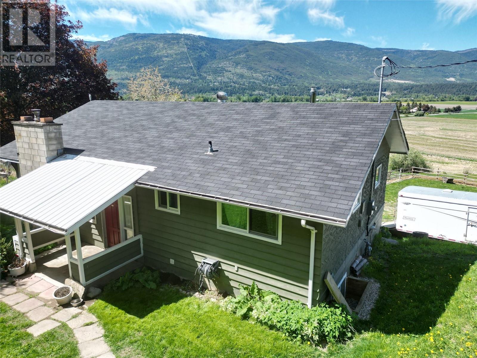2651 Foothill Road Sw, Salmon Arm, British Columbia  V1E 1L7 - Photo 6 - 10346417