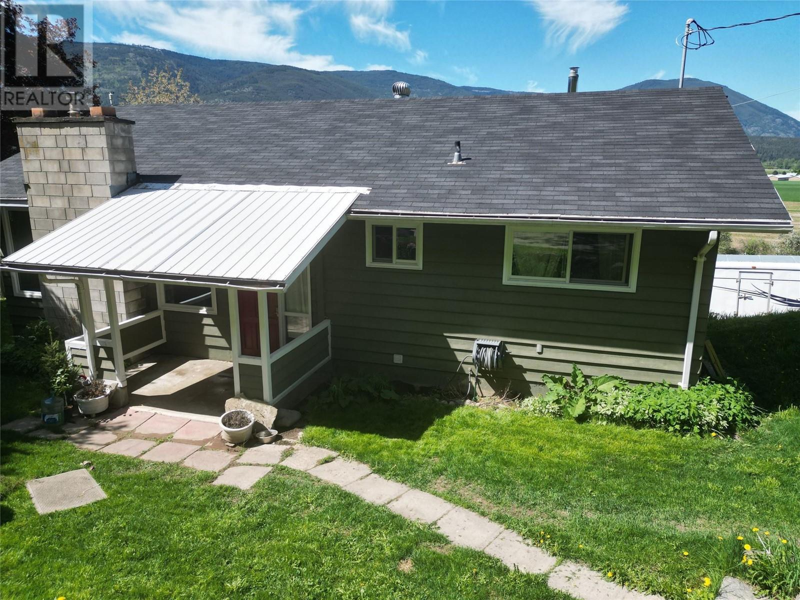 2651 Foothill Road Sw, Salmon Arm, British Columbia  V1E 1L7 - Photo 7 - 10346417