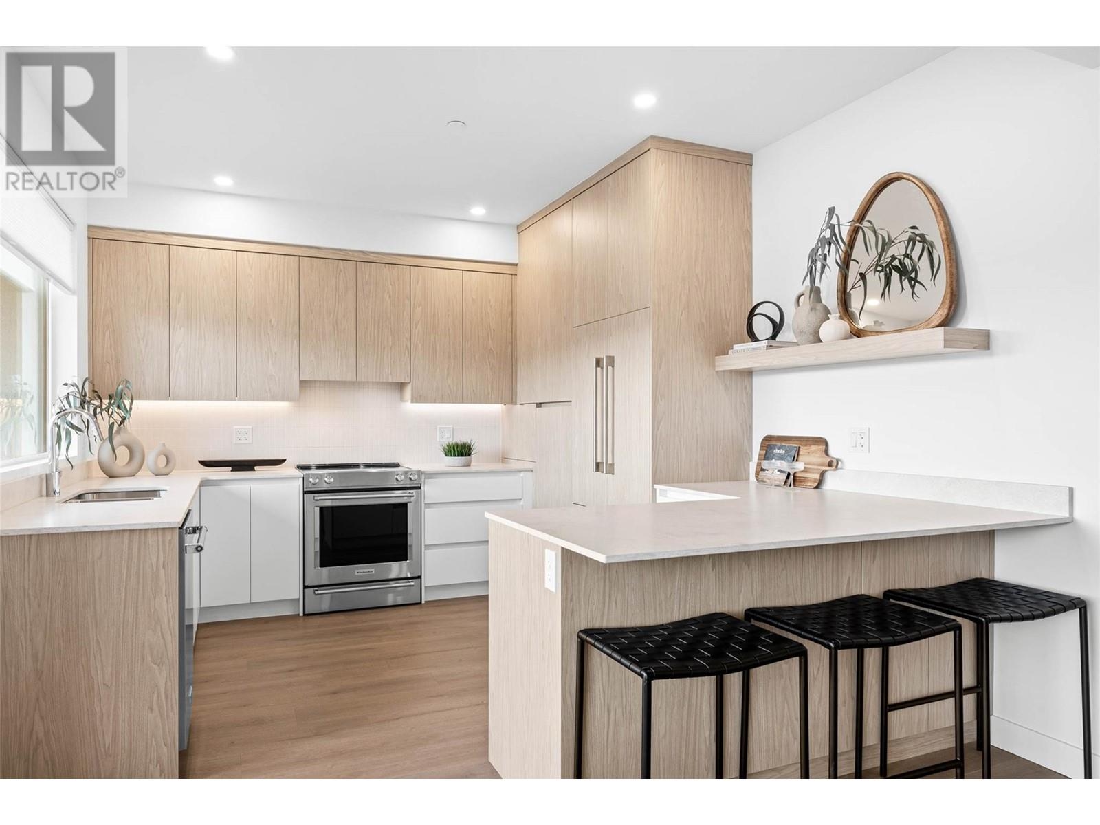 5026 Sun Rivers Drive, Kamloops, British Columbia  V2H 0E7 - Photo 12 - 10346695