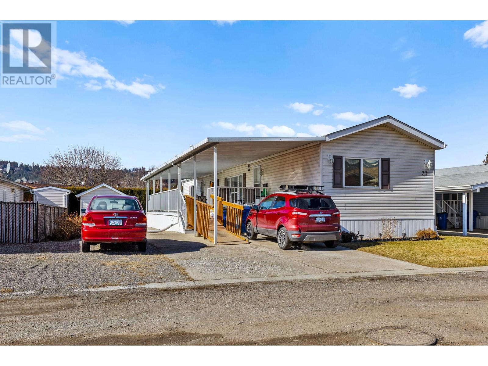 8945 Highway 97 N Unit# 37, Kelowna, British Columbia  V4V 1E8 - Photo 1 - 10346600