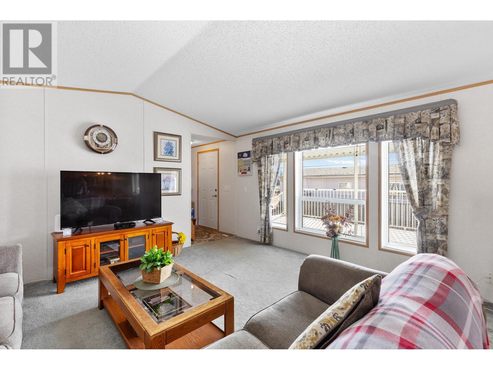 8945 Highway 97 N Unit# 37, Kelowna, British Columbia  V4V 1E8 - Photo 14 - 10346600