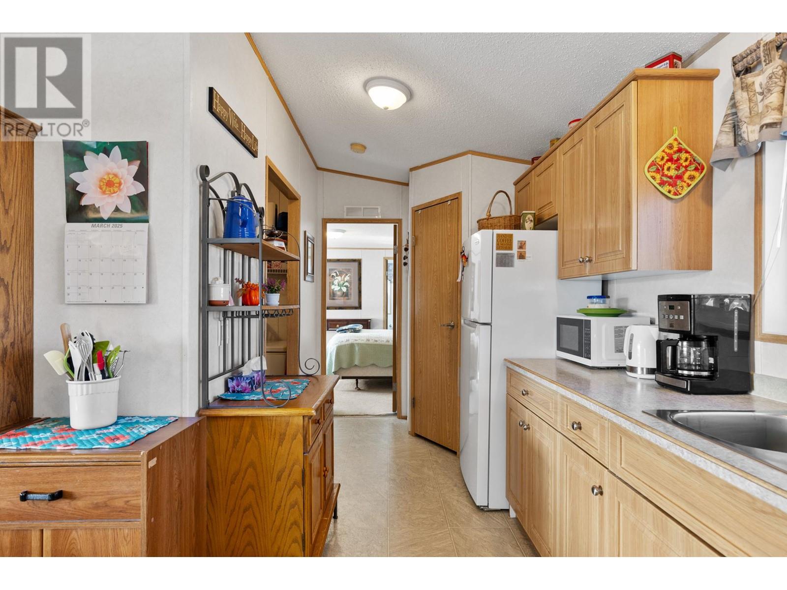 8945 Highway 97 N Unit# 37, Kelowna, British Columbia  V4V 1E8 - Photo 21 - 10346600