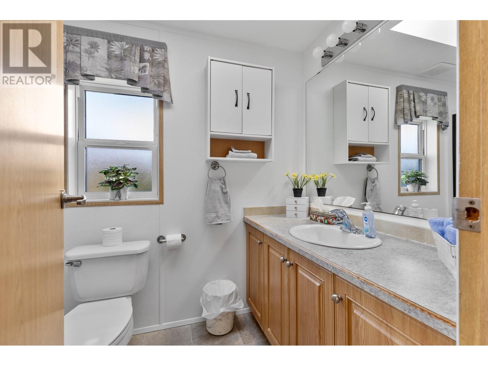 8945 Highway 97 N Unit# 37, Kelowna, British Columbia  V4V 1E8 - Photo 28 - 10346600
