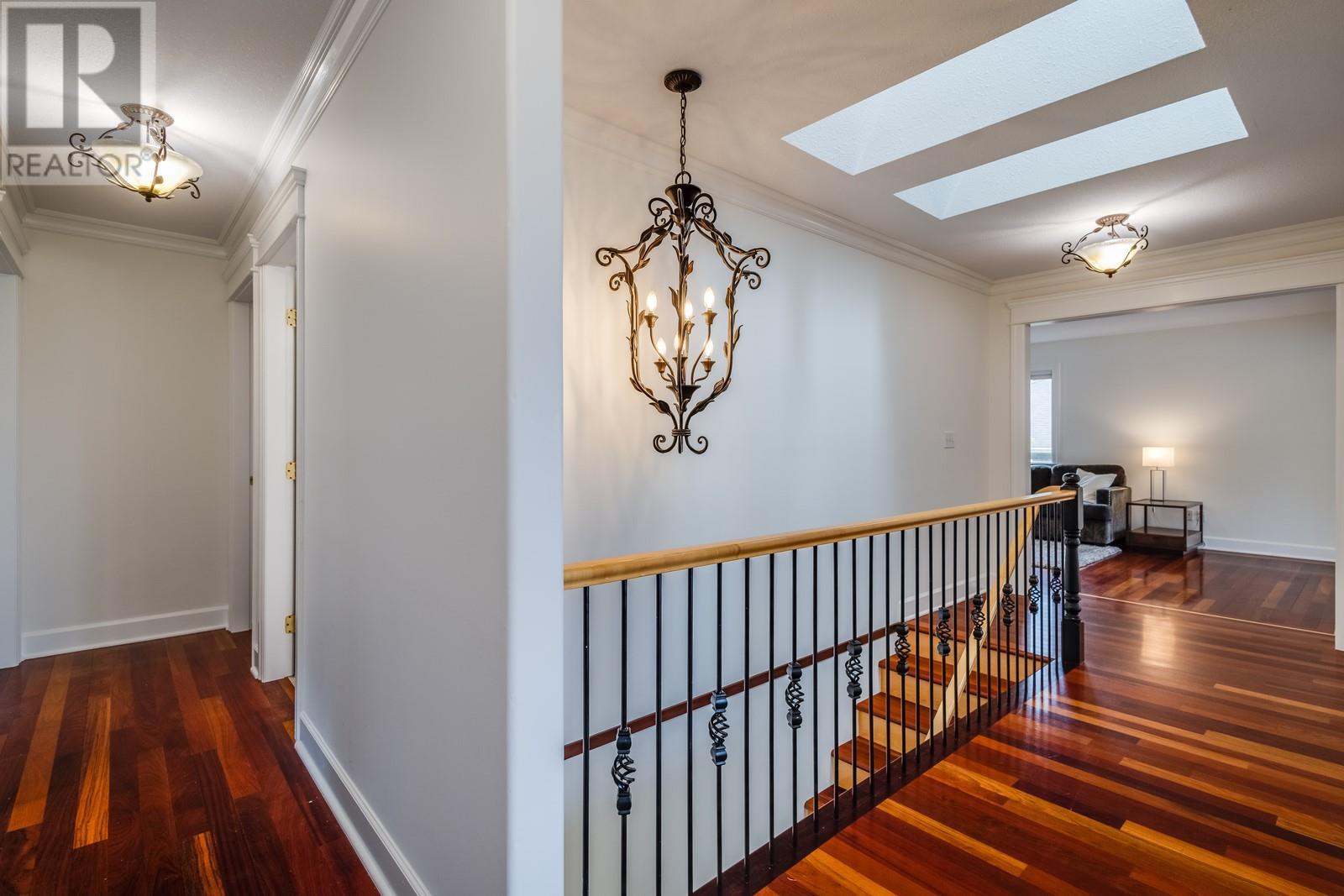 157 Magic Drive, Kelowna, British Columbia  V1V 1N2 - Photo 11 - 10336199