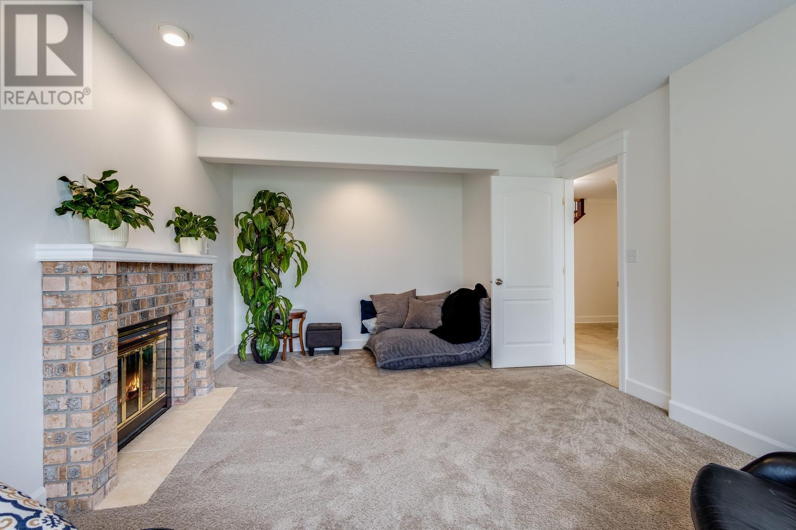 157 Magic Drive, Kelowna, British Columbia  V1V 1N2 - Photo 20 - 10336199