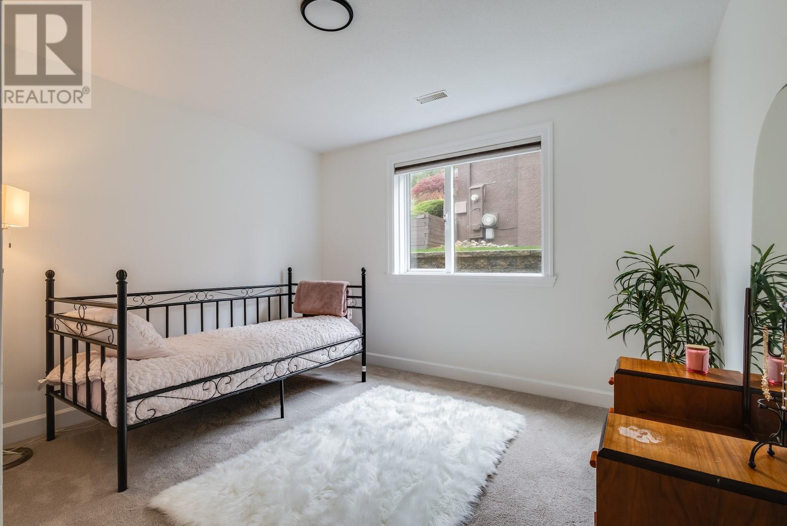 157 Magic Drive, Kelowna, British Columbia  V1V 1N2 - Photo 21 - 10336199