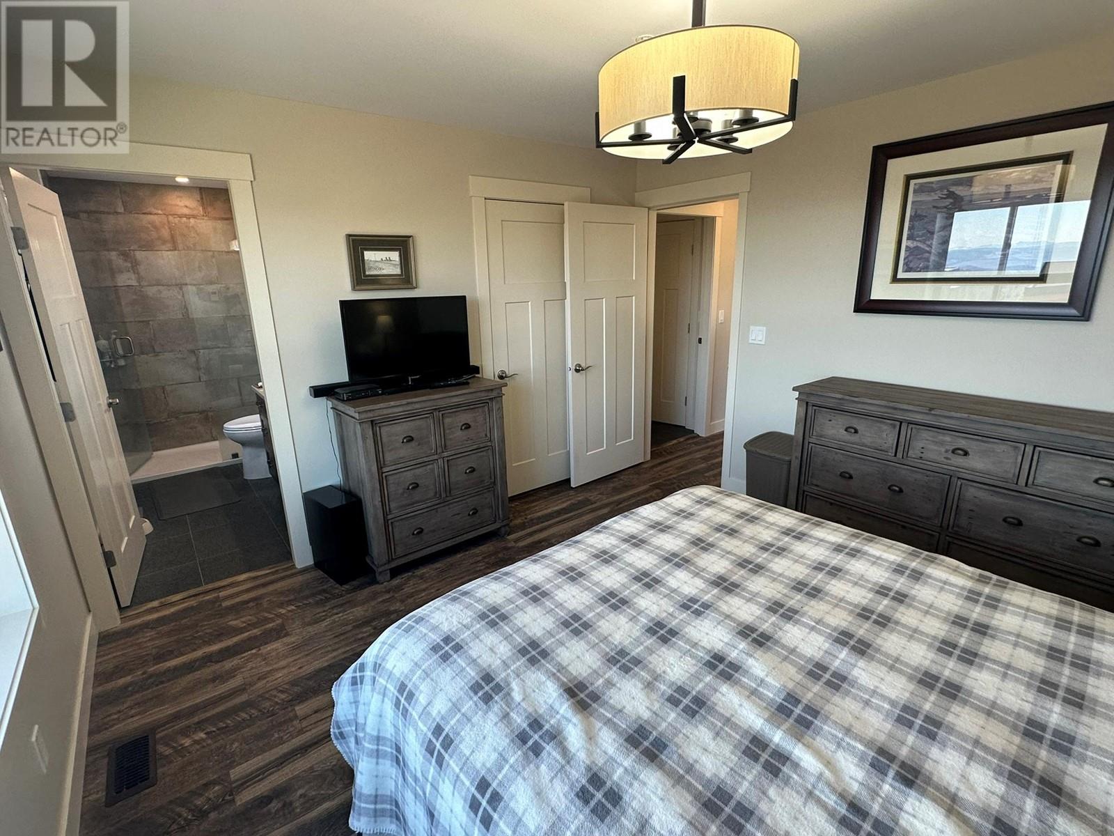 9834 Cathedral Drive, Silver Star, British Columbia  V1B 3M1 - Photo 38 - 10346613