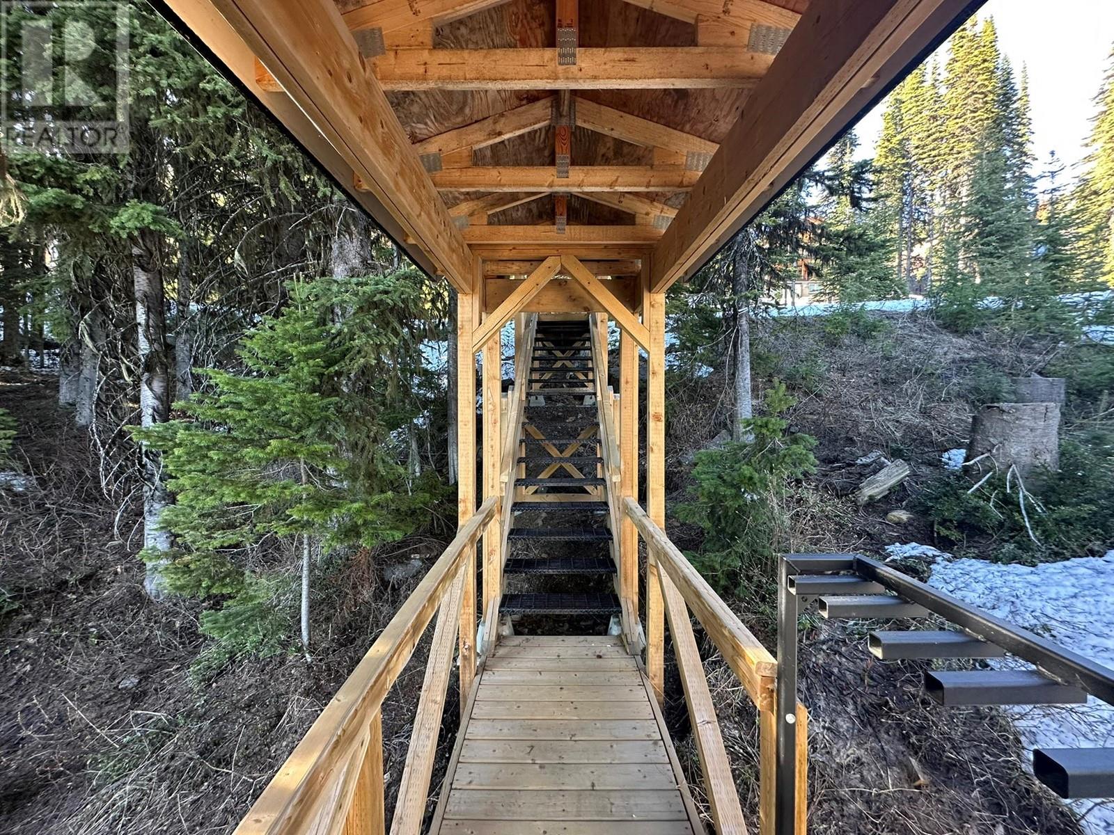 9834 Cathedral Drive, Silver Star, British Columbia  V1B 3M1 - Photo 78 - 10346613