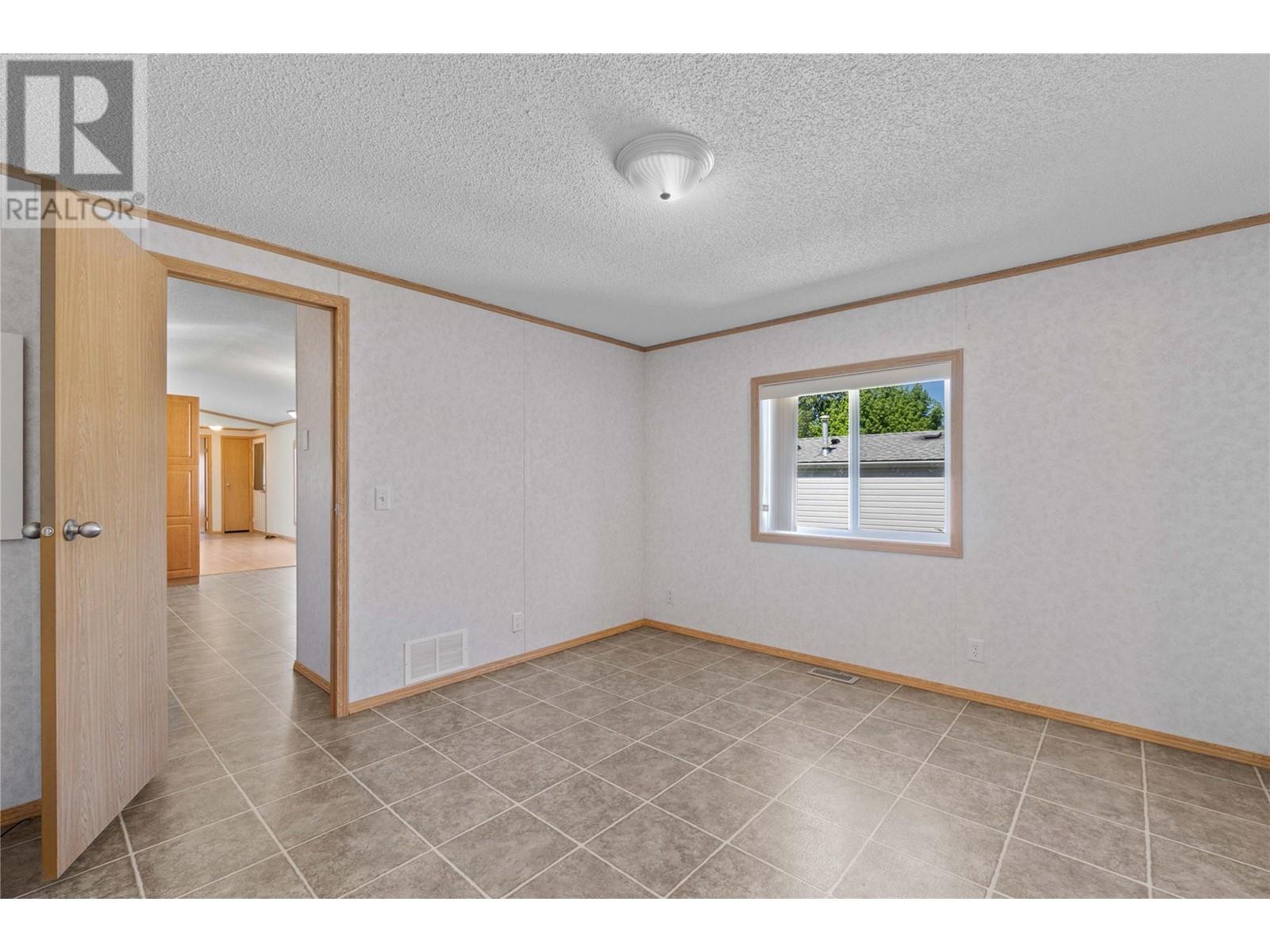 3350 10th Avenue Ne Unit# 54, Salmon Arm, British Columbia  V1E 1J6 - Photo 19 - 10346582