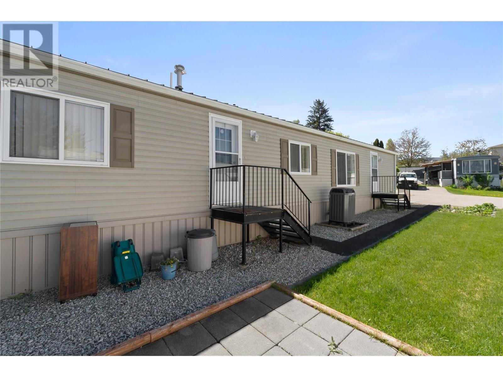3350 10th Avenue Ne Unit# 54, Salmon Arm, British Columbia  V1E 1J6 - Photo 40 - 10346582