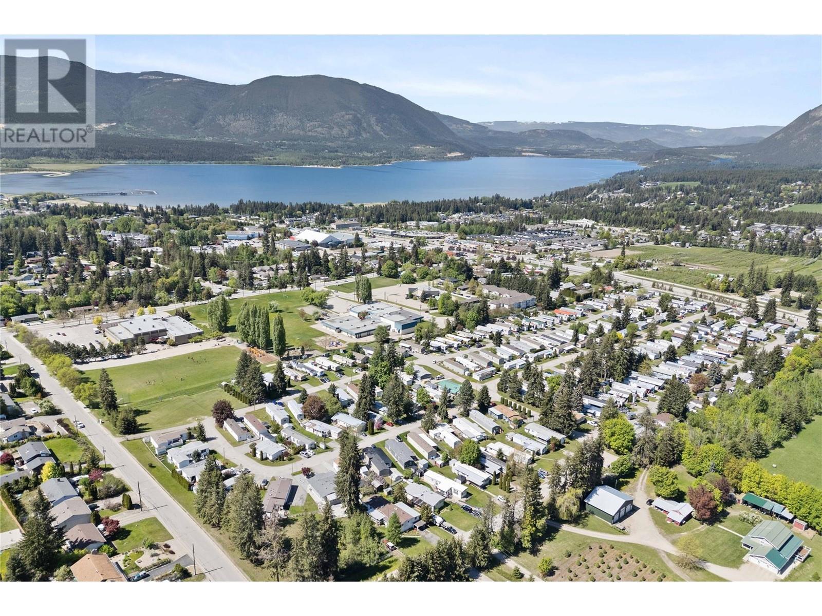 3350 10th Avenue Ne Unit# 54, Salmon Arm, British Columbia  V1E 1J6 - Photo 47 - 10346582