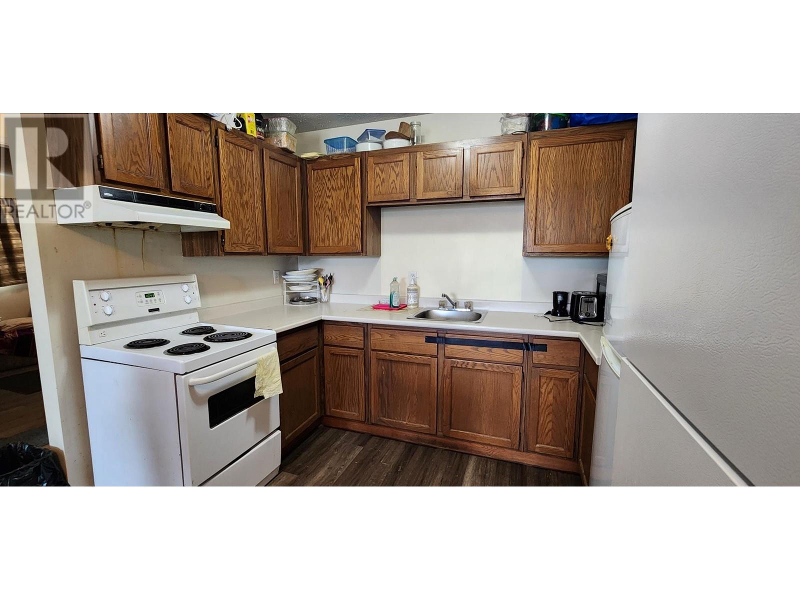 3304 35 Avenue Unit# 402, Vernon, British Columbia  V1T 8M6 - Photo 10 - 10346567
