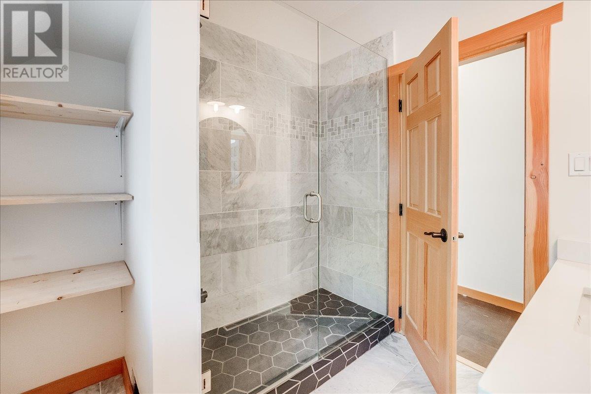 922 Front Street, Nelson, British Columbia  V1L 4C2 - Photo 67 - 10346330