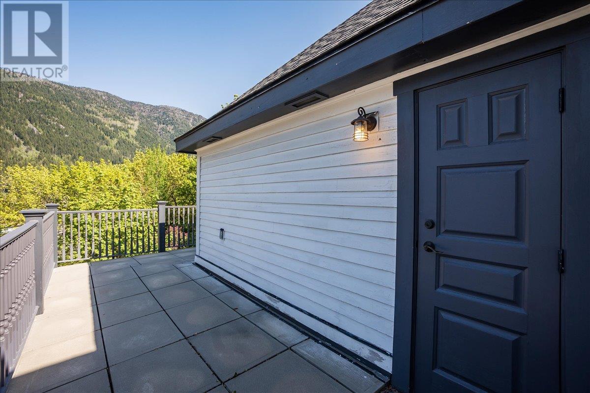 922 Front Street, Nelson, British Columbia  V1L 4C2 - Photo 69 - 10346330
