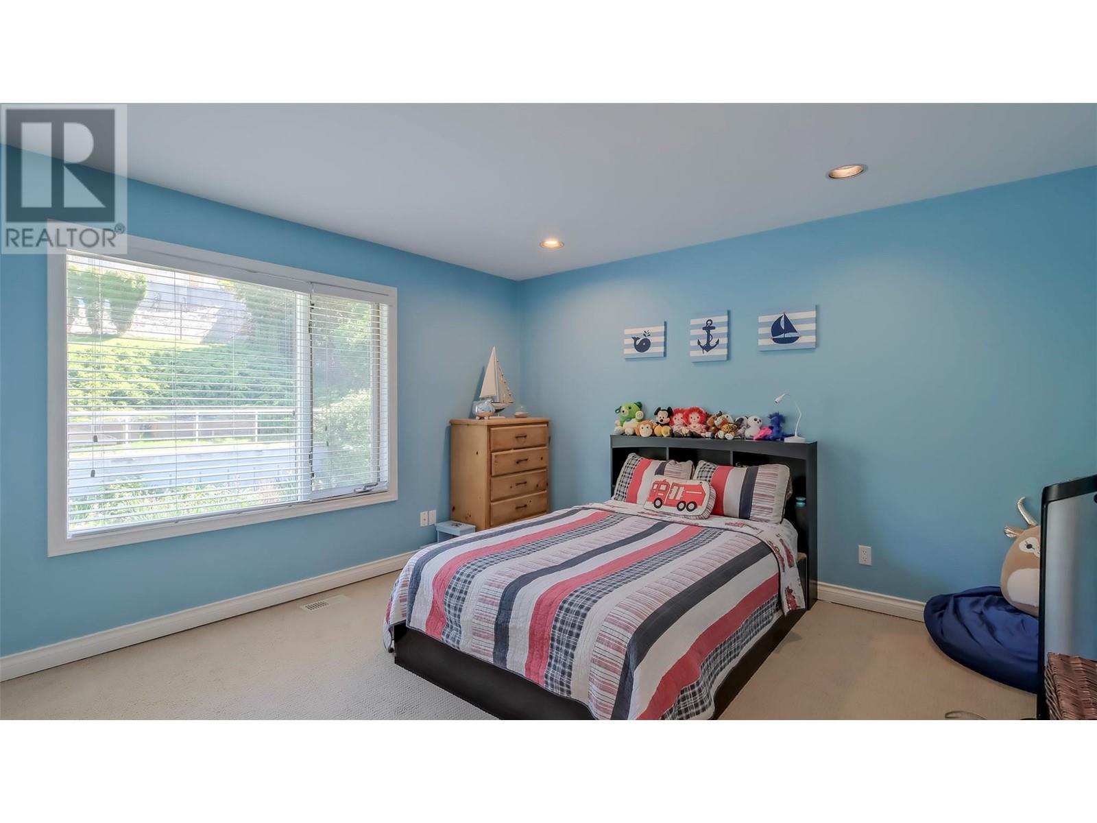 359 Stellar Drive, Kelowna, British Columbia  V1W 4K4 - Photo 32 - 10346329