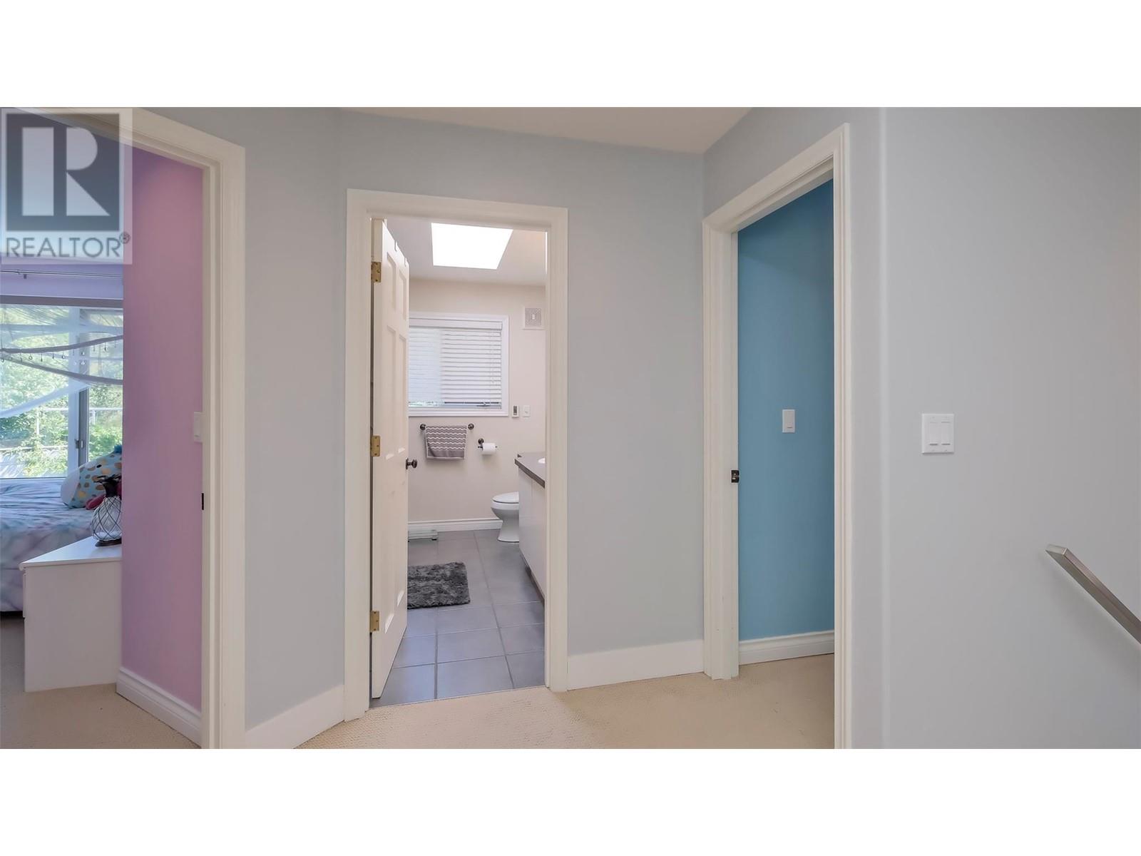 359 Stellar Drive, Kelowna, British Columbia  V1W 4K4 - Photo 33 - 10346329