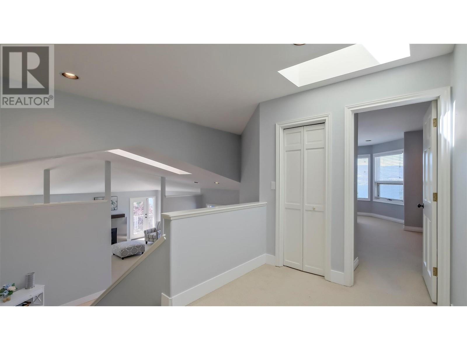 359 Stellar Drive, Kelowna, British Columbia  V1W 4K4 - Photo 34 - 10346329