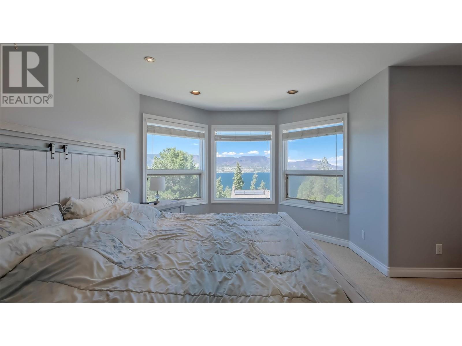 359 Stellar Drive, Kelowna, British Columbia  V1W 4K4 - Photo 36 - 10346329