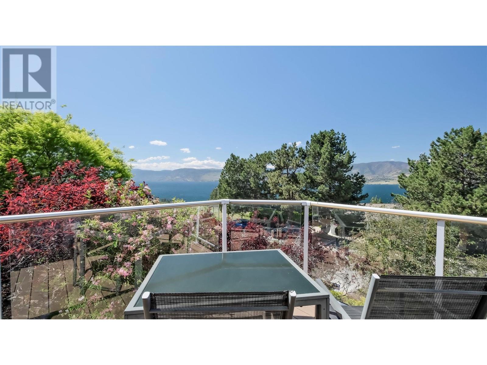 359 Stellar Drive, Kelowna, British Columbia  V1W 4K4 - Photo 43 - 10346329