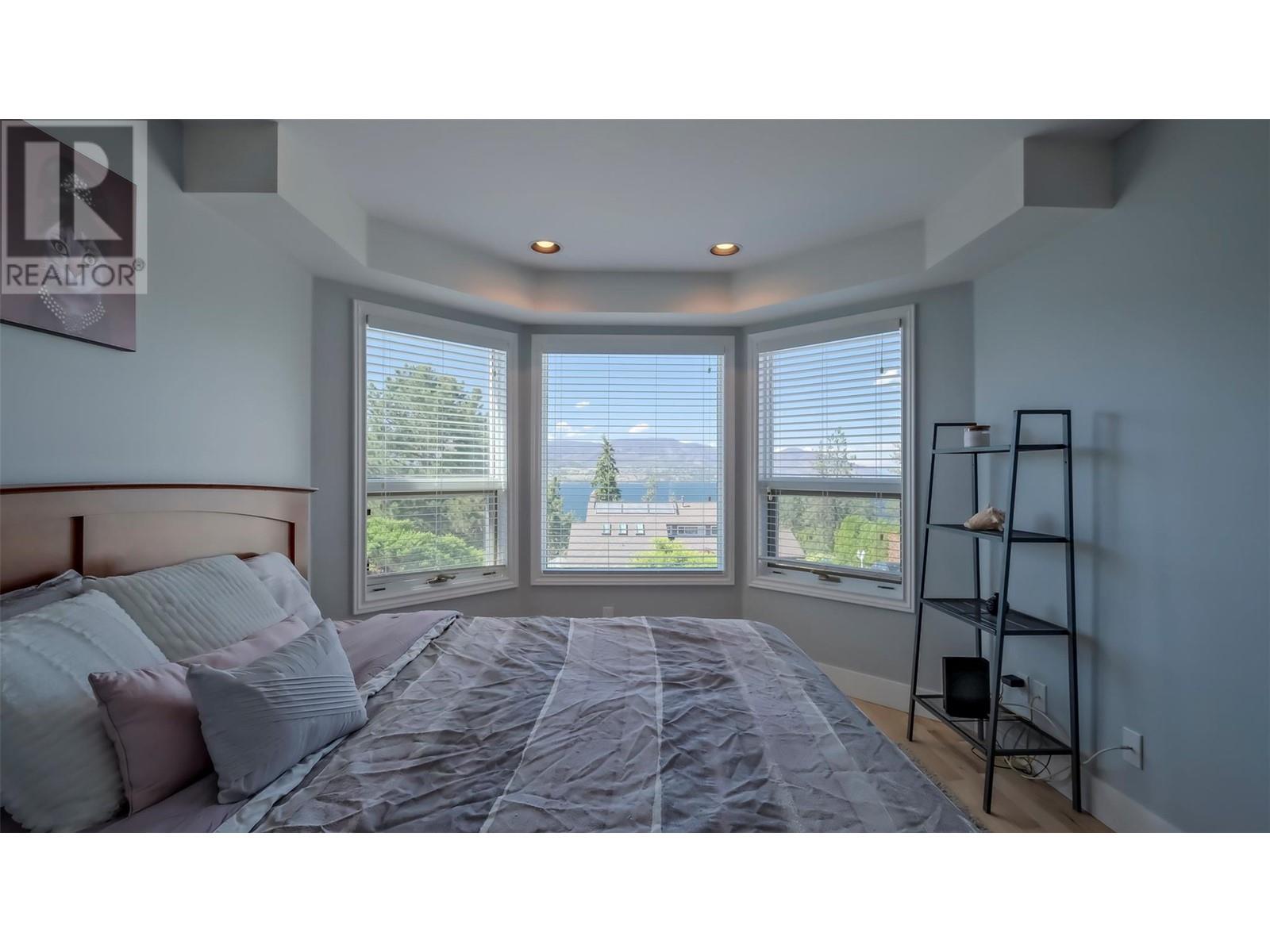 359 Stellar Drive, Kelowna, British Columbia  V1W 4K4 - Photo 48 - 10346329