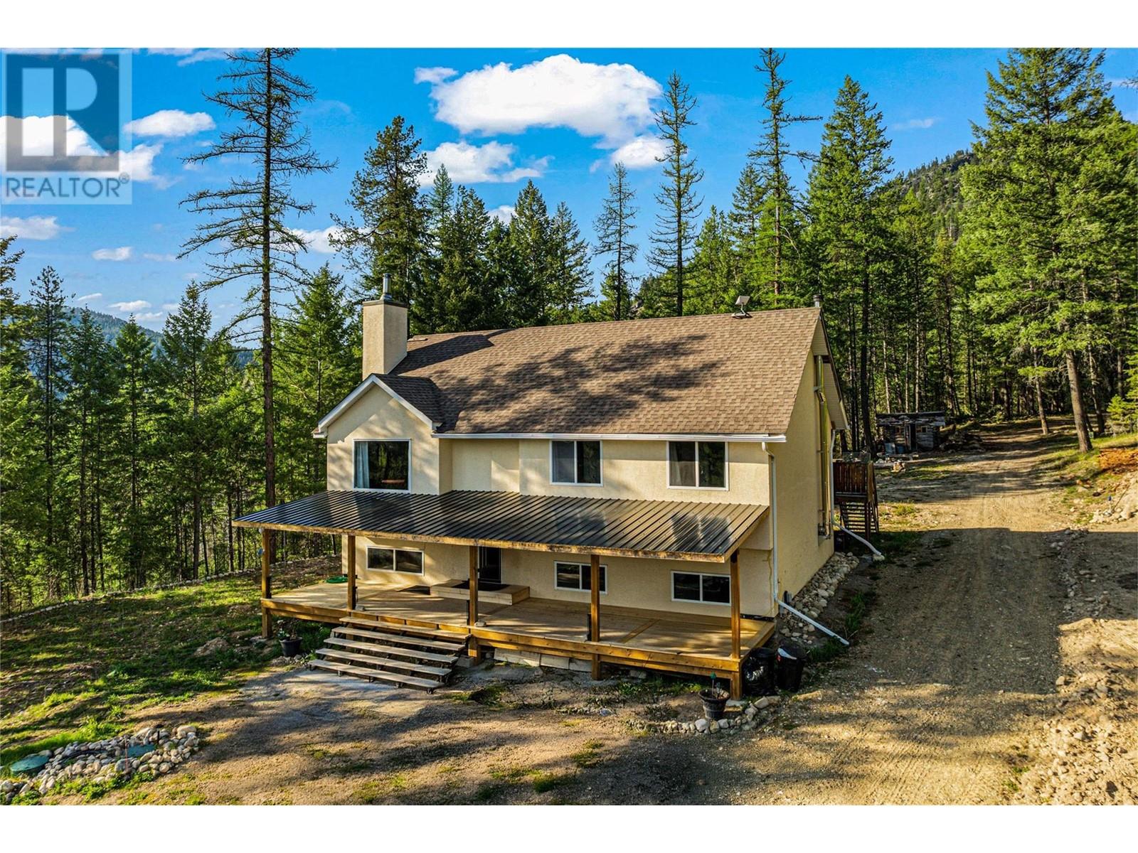 4350 33 Highway, Beaverdell, British Columbia  V0H 1A0 - Photo 1 - 10346720