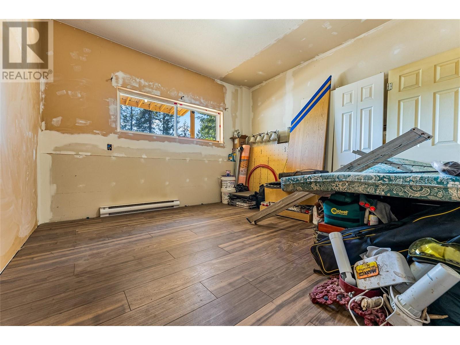 4350 33 Highway, Beaverdell, British Columbia  V0H 1A0 - Photo 26 - 10346720