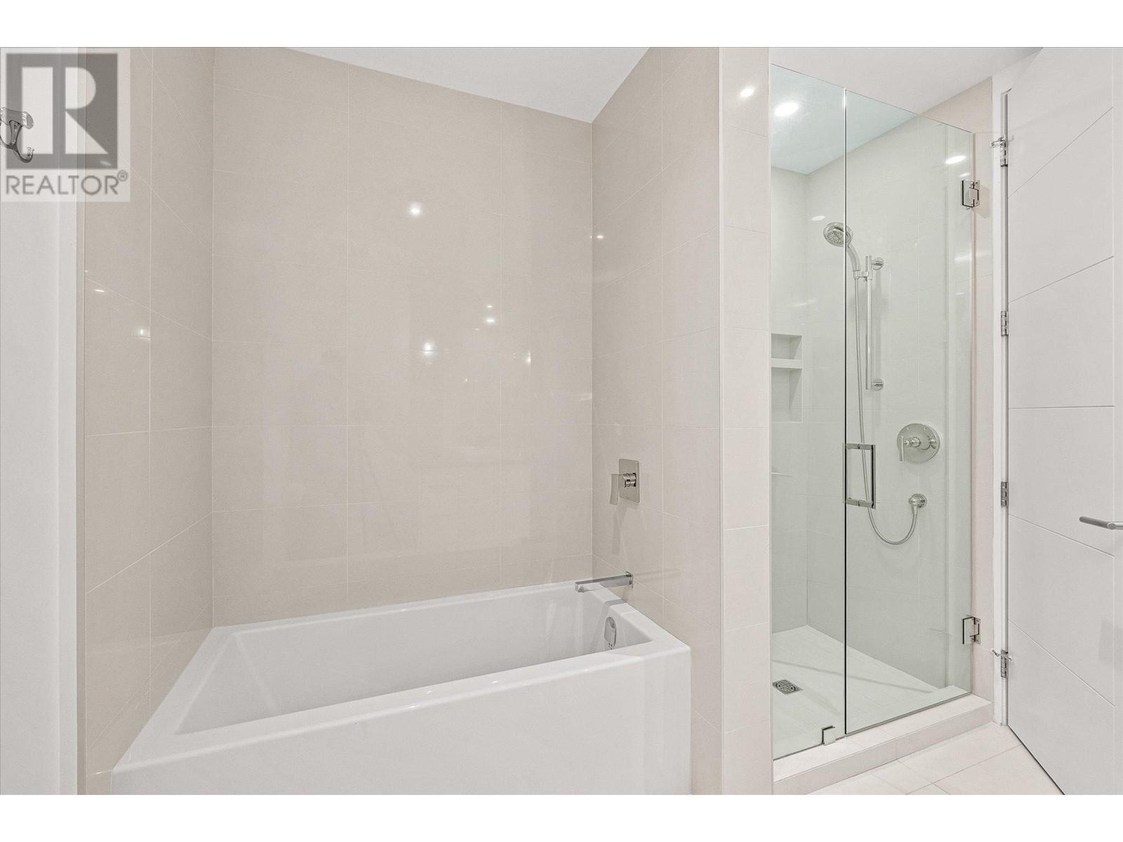 3380 Water Birch Circle, Kelowna, British Columbia  V1V 3G1 - Photo 47 - 10346664