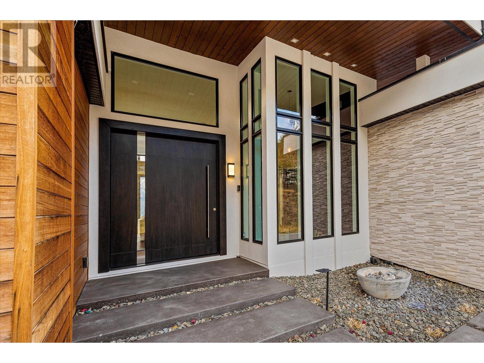 3380 Water Birch Circle, Kelowna, British Columbia  V1V 3G1 - Photo 7 - 10346664