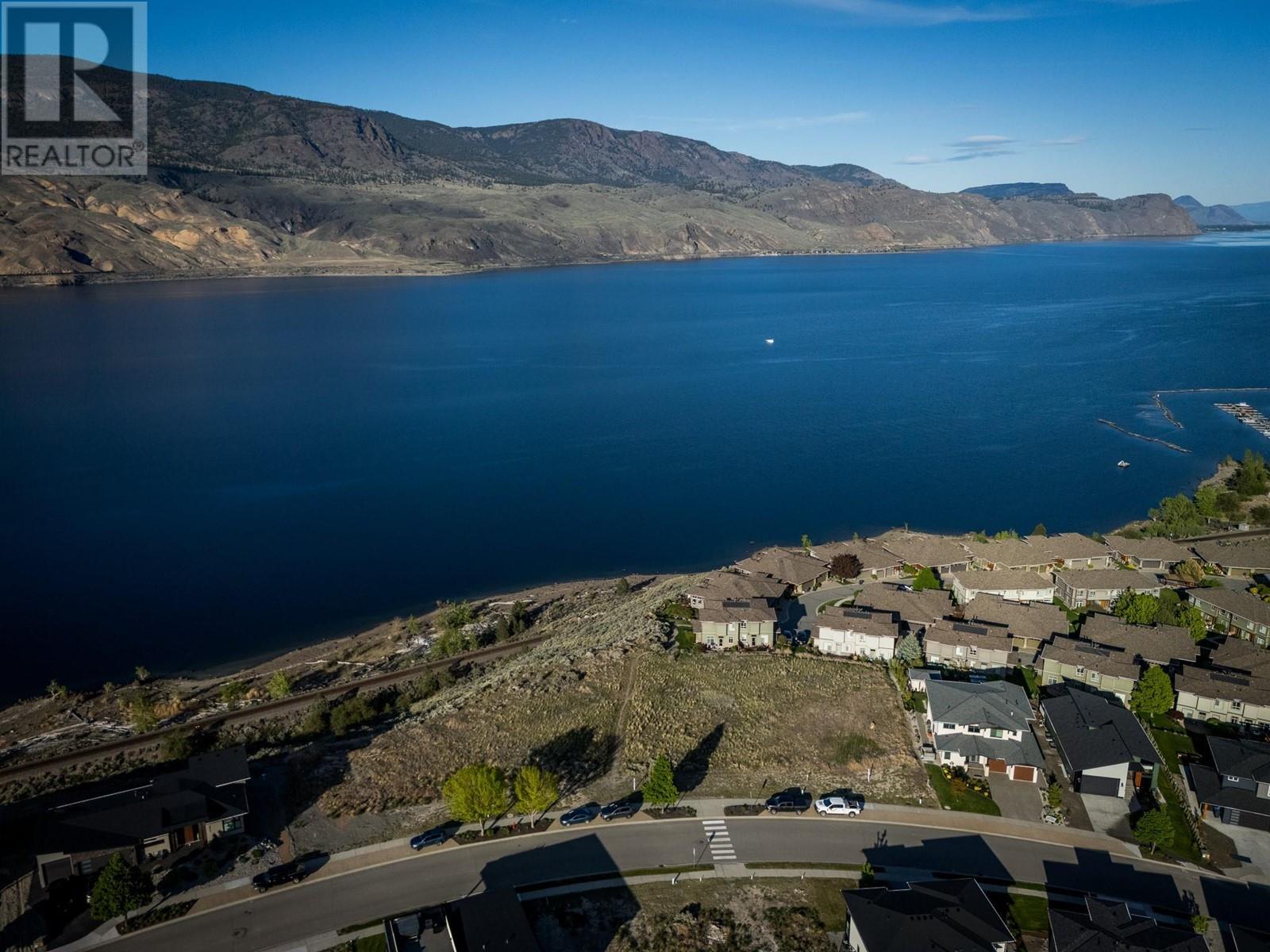 193 Holloway Drive, Kamloops, British Columbia  V1S 0B3 - Photo 3 - 10346334