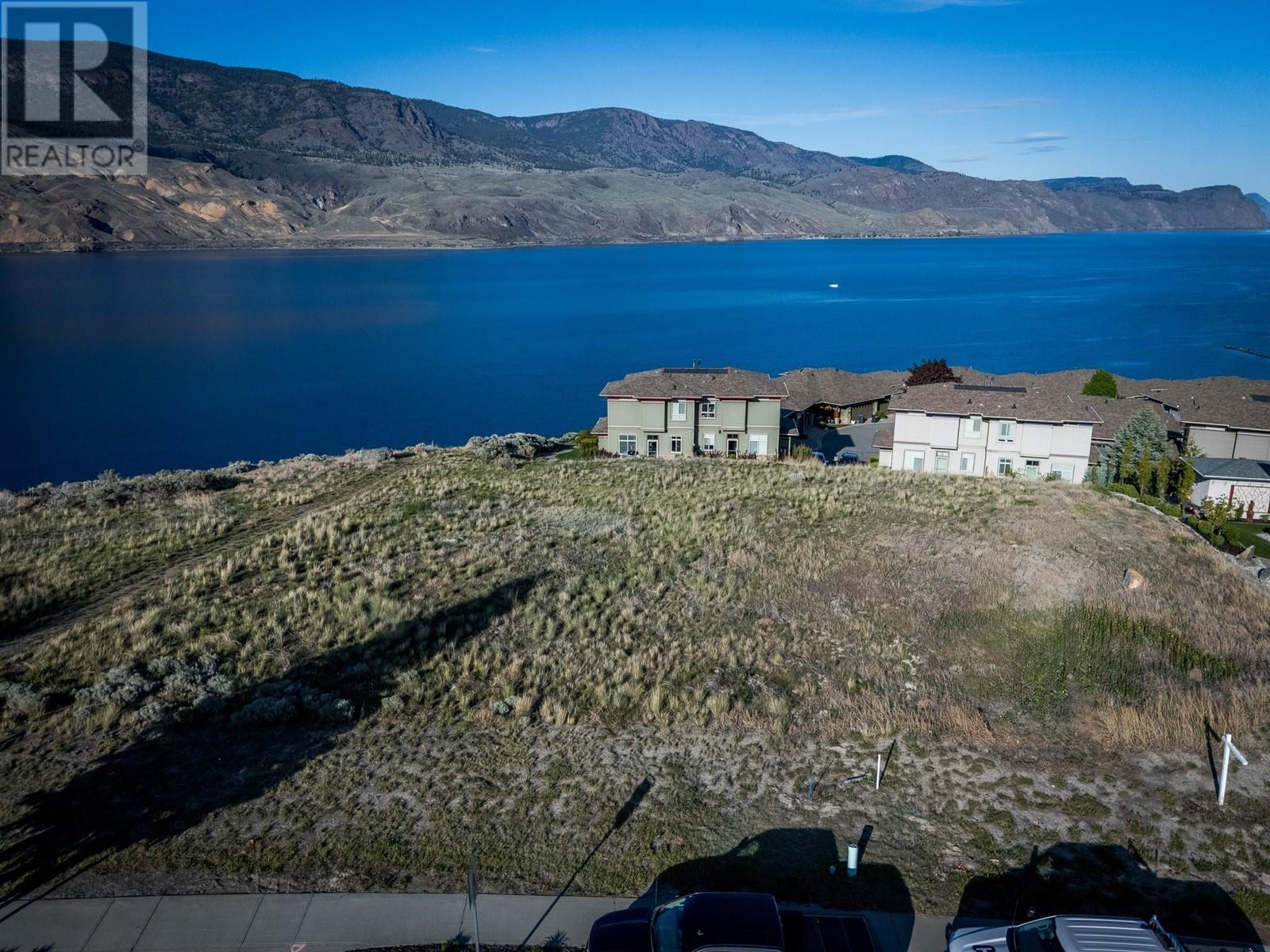 193 Holloway Drive, Kamloops, British Columbia  V1S 0B3 - Photo 4 - 10346334