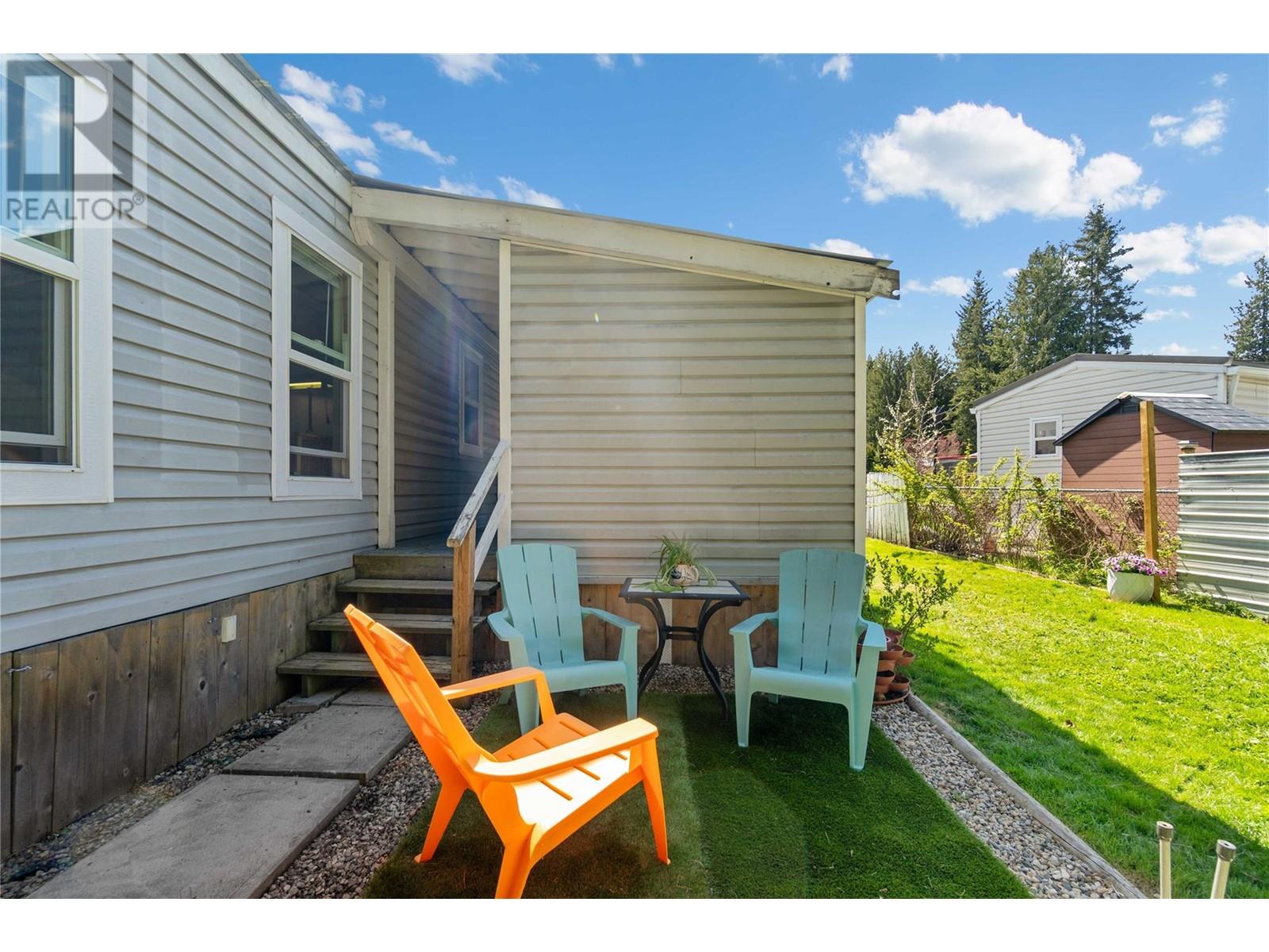 5201 67 Avenue Ne, Canoe, British Columbia  V0E 1K0 - Photo 32 - 10345351