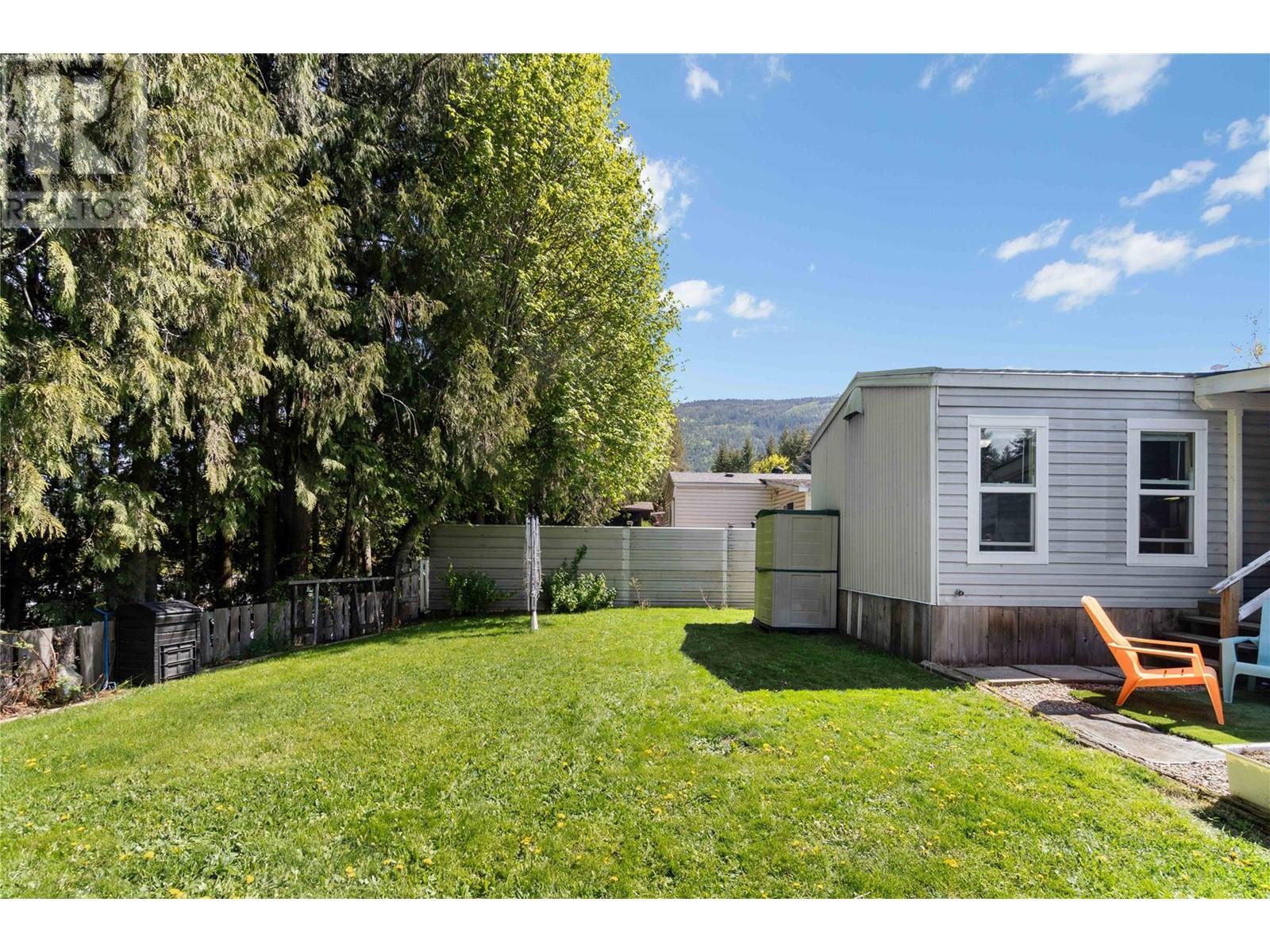 5201 67 Avenue Ne, Canoe, British Columbia  V0E 1K0 - Photo 35 - 10345351