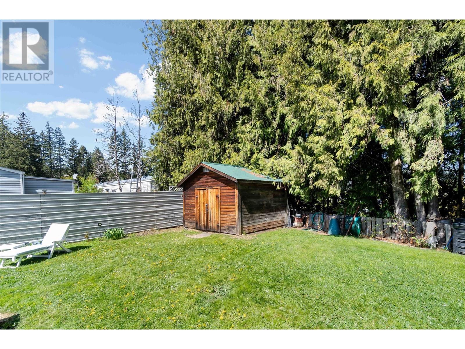 5201 67 Avenue Ne, Canoe, British Columbia  V0E 1K0 - Photo 38 - 10345351