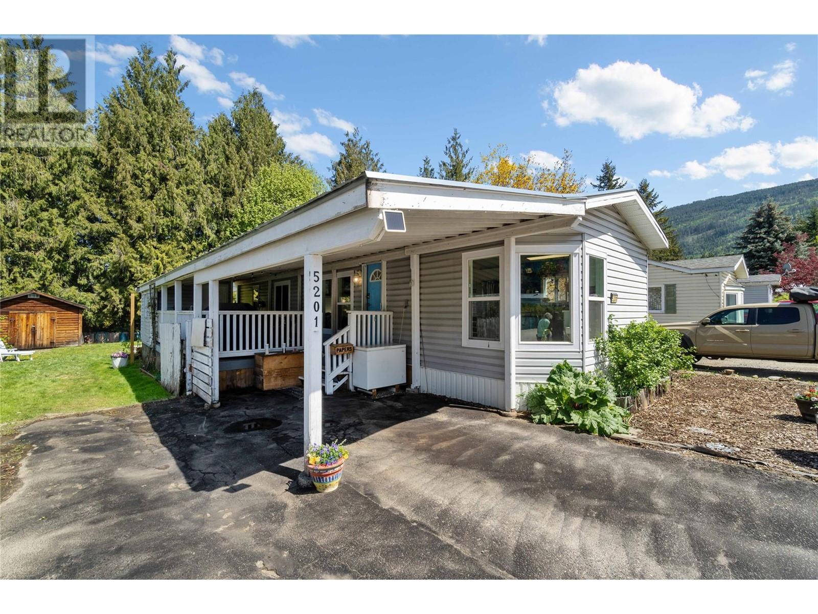 5201 67 Avenue Ne, Canoe, British Columbia  V0E 1K0 - Photo 43 - 10345351