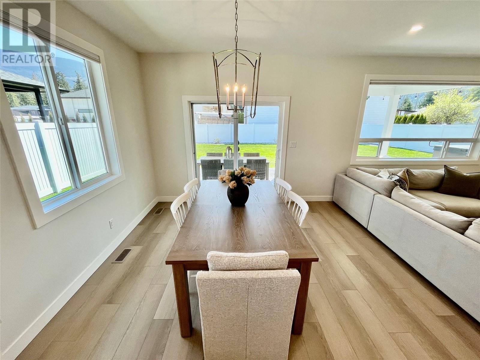 405 Martin Street, Sicamous, British Columbia  V0E 2V0 - Photo 16 - 10346540