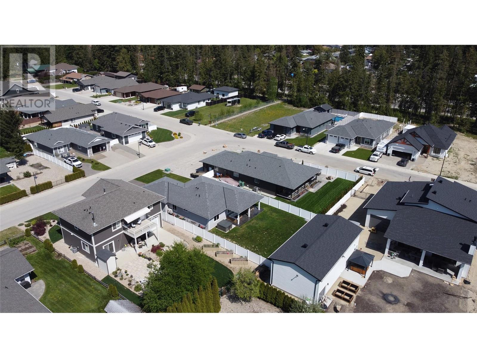 405 Martin Street, Sicamous, British Columbia  V0E 2V0 - Photo 67 - 10346540