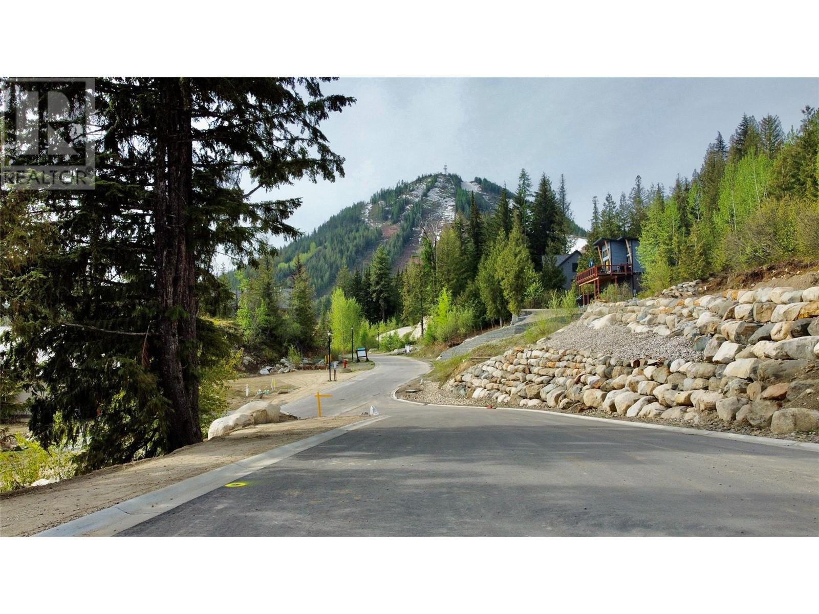 110 Topping Terrace, Rossland, British Columbia  V0G 1Y0 - Photo 3 - 10346715