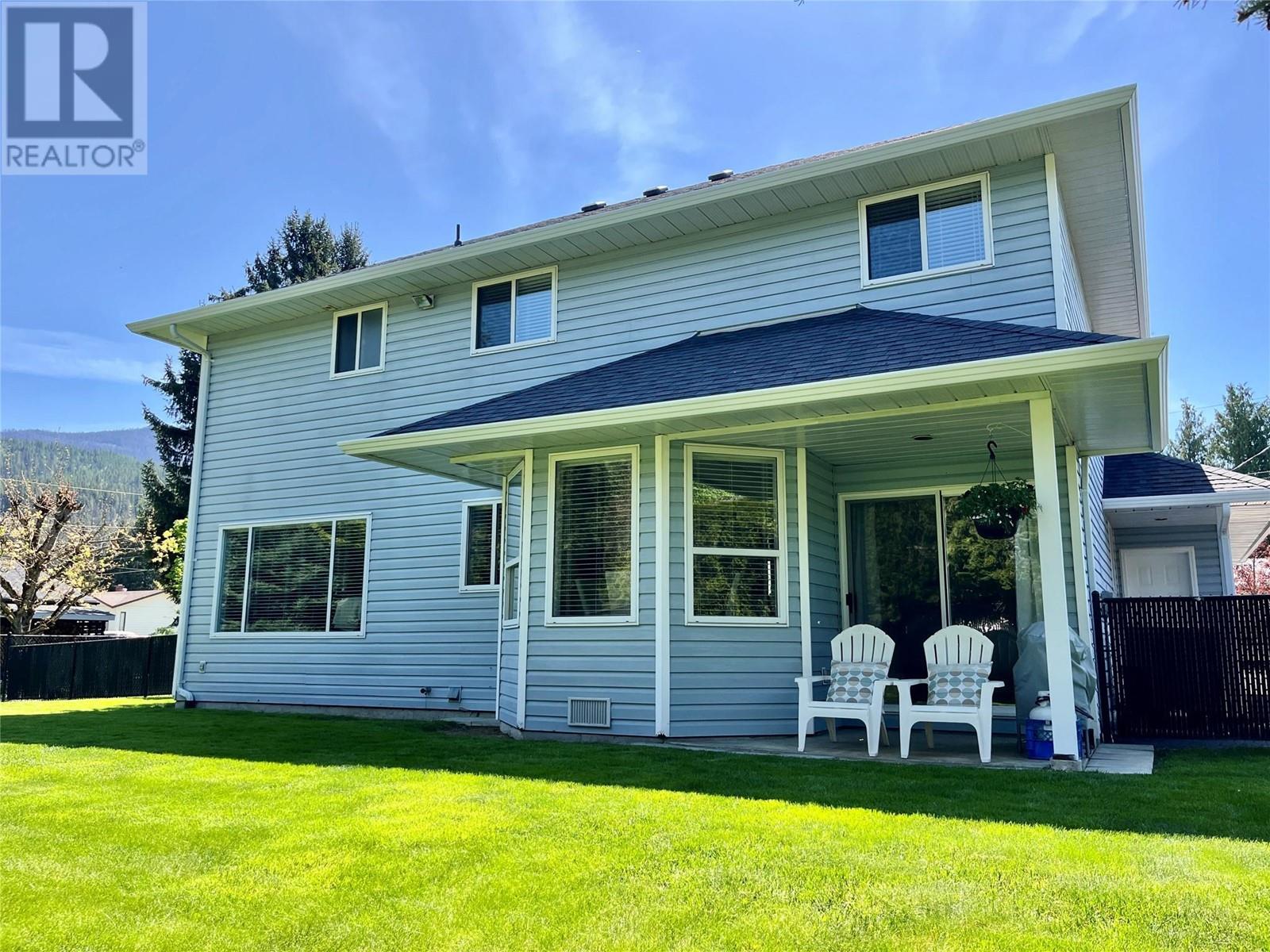 514 Forest Park Street, Sicamous, British Columbia  V0E 2V0 - Photo 11 - 10346545