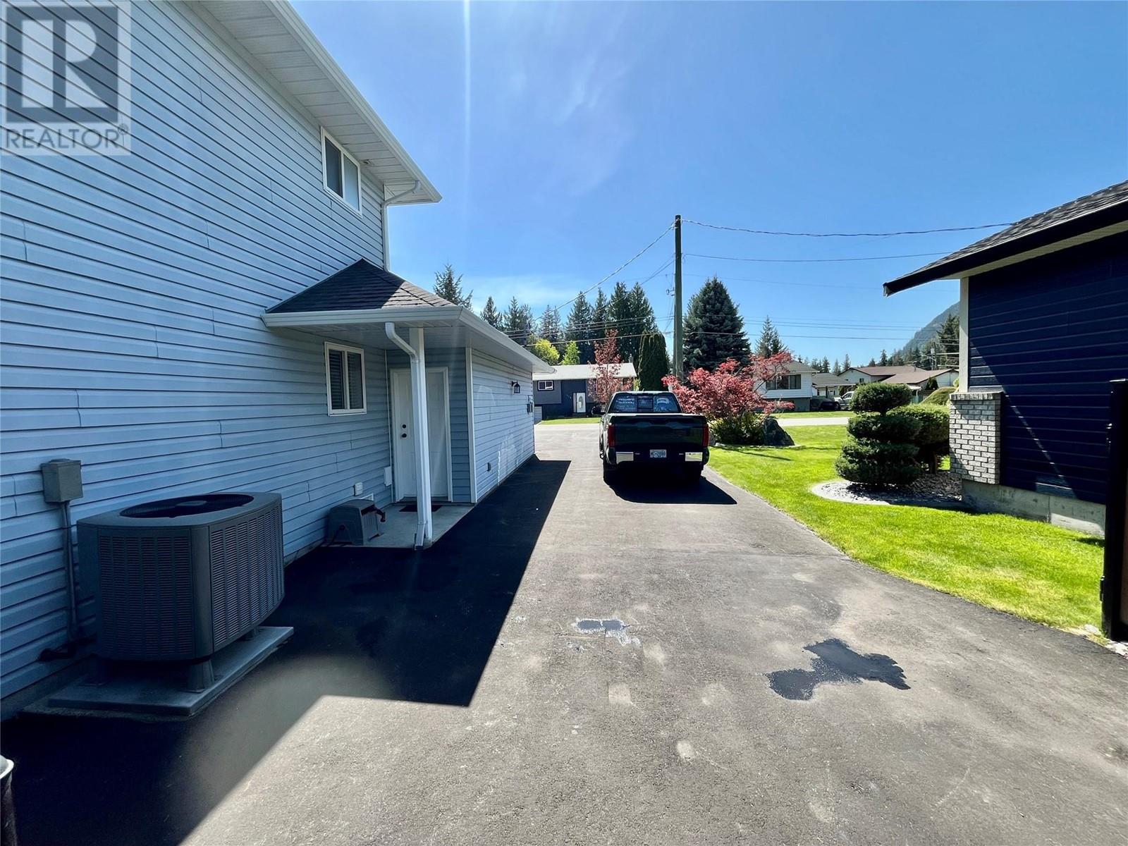 514 Forest Park Street, Sicamous, British Columbia  V0E 2V0 - Photo 43 - 10346545