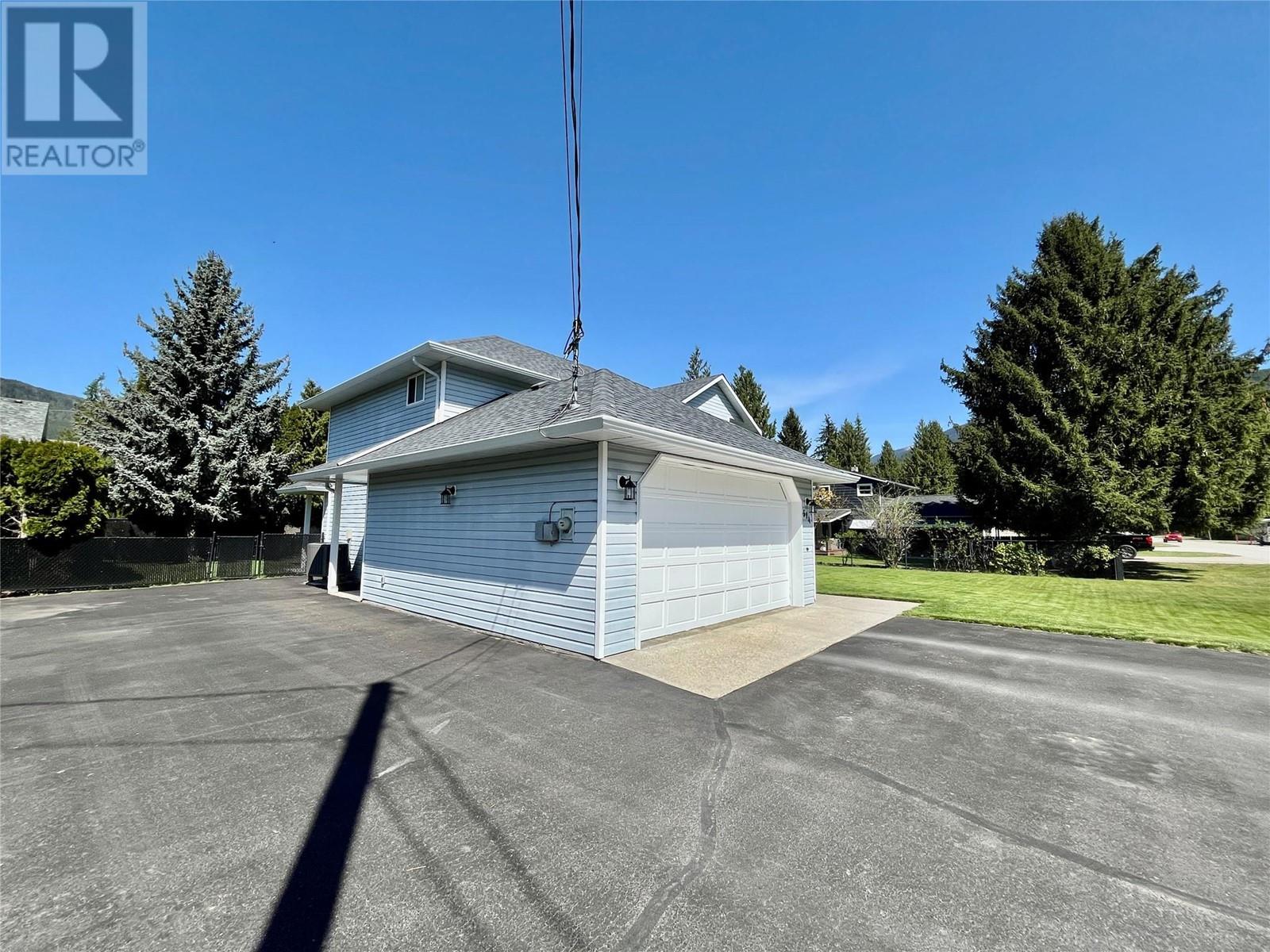 514 Forest Park Street, Sicamous, British Columbia  V0E 2V0 - Photo 46 - 10346545