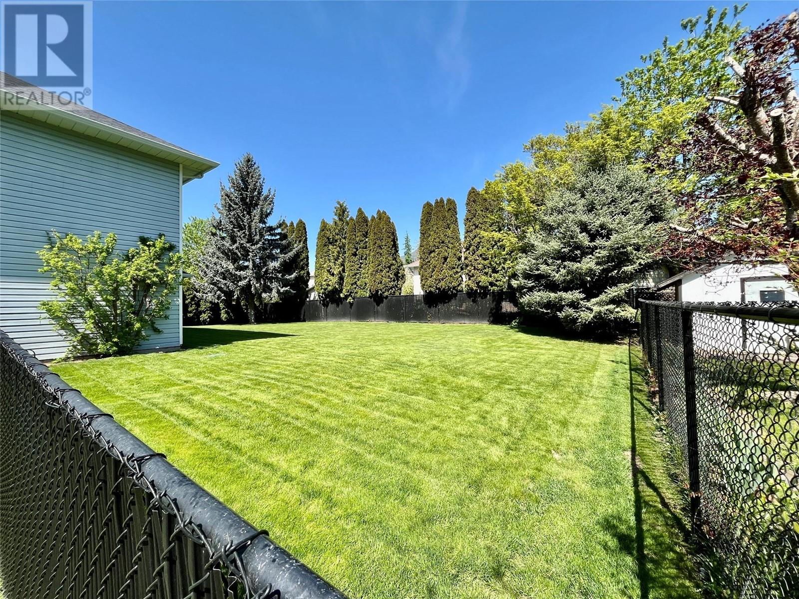 514 Forest Park Street, Sicamous, British Columbia  V0E 2V0 - Photo 6 - 10346545